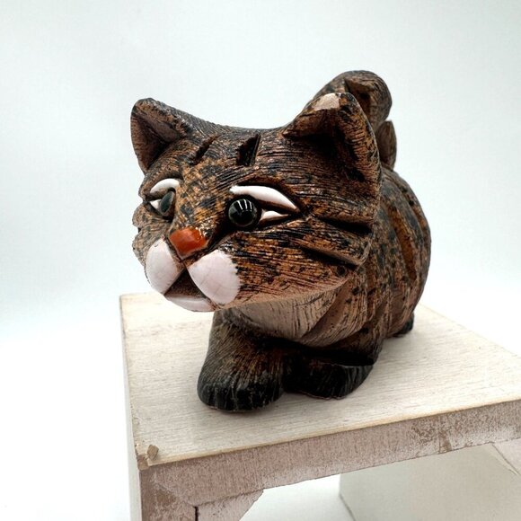 Artesania Rinconada brown tabby cat figurine Uruguay art pottery brown white - Picture 1 of 13